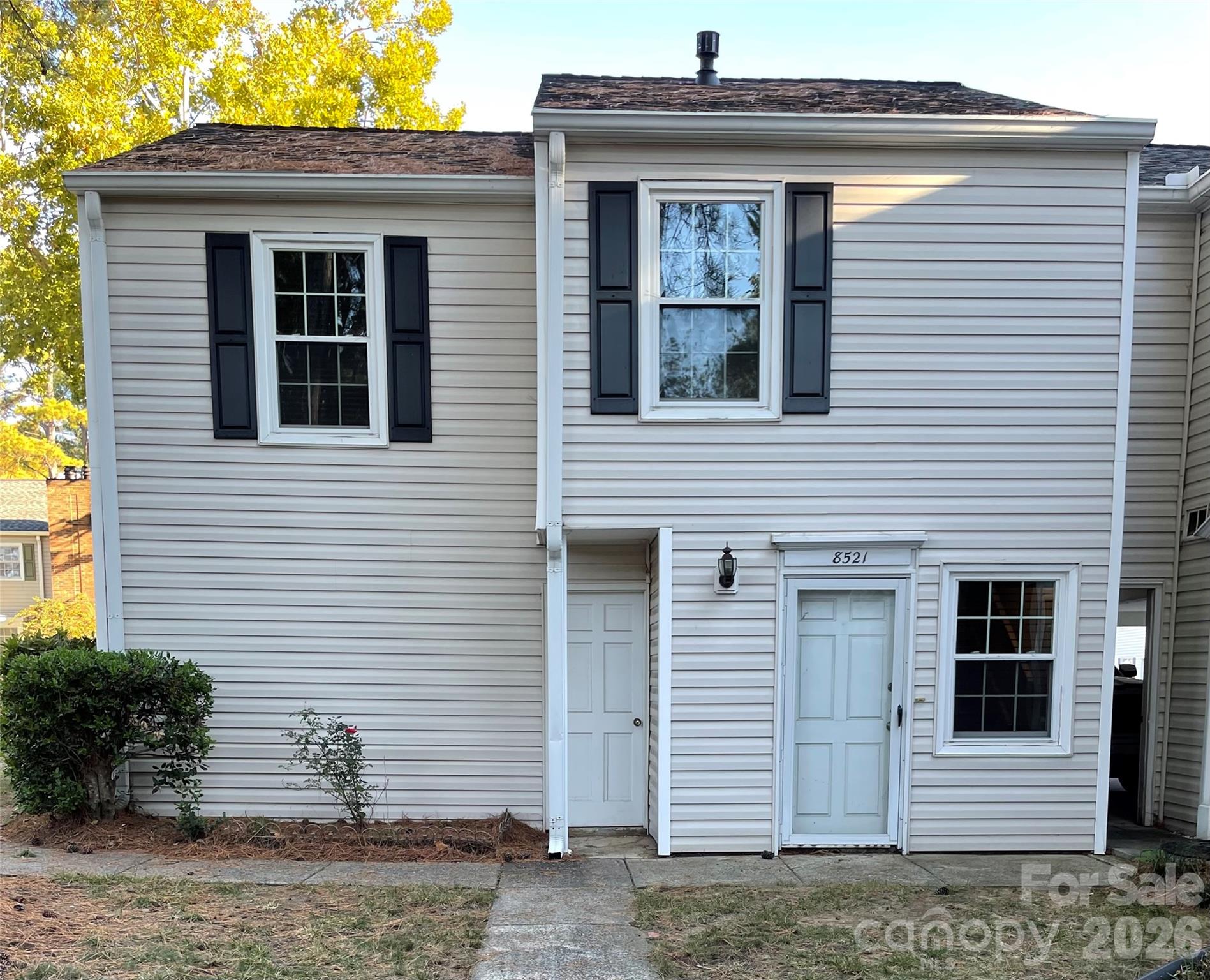 8521 Castle Pine Court — Charlotte