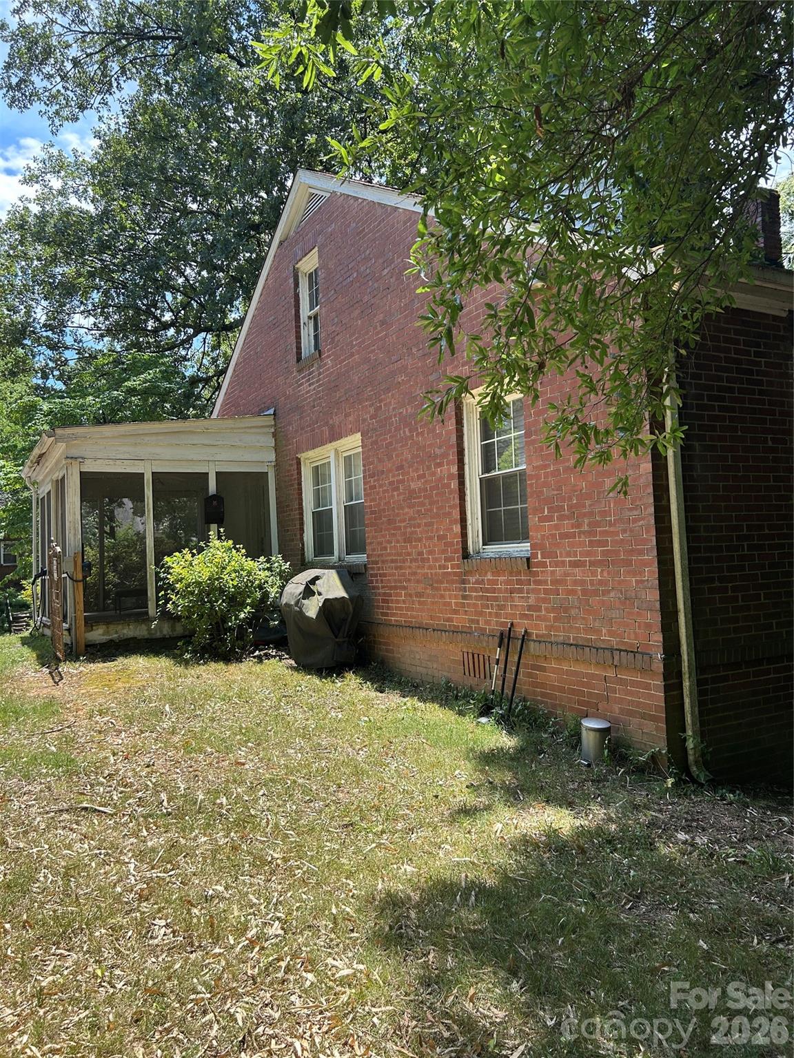 1920 Wood Dale Terrace — Charlotte