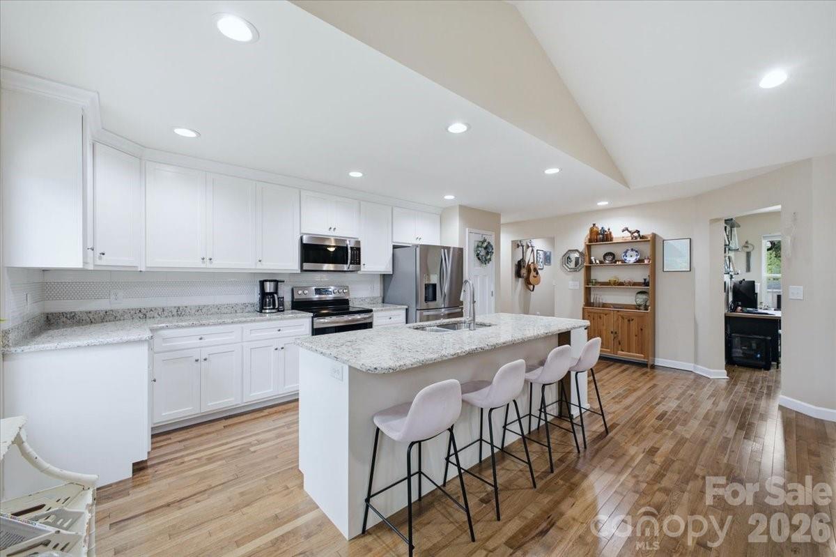 3788 Rene Lane — Maiden
