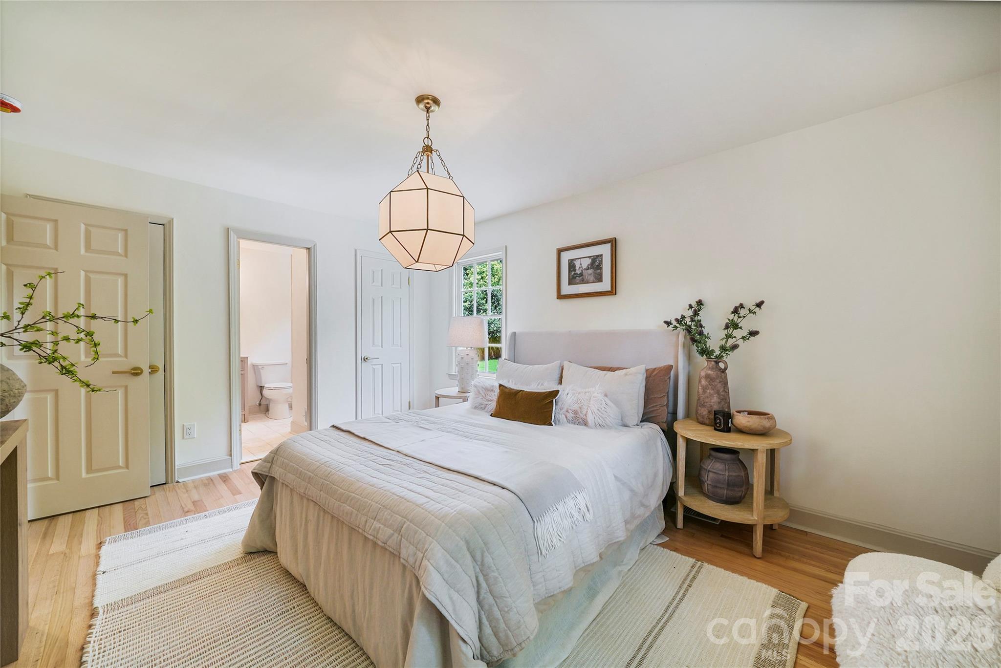 7008 Brynhurst Drive — Charlotte