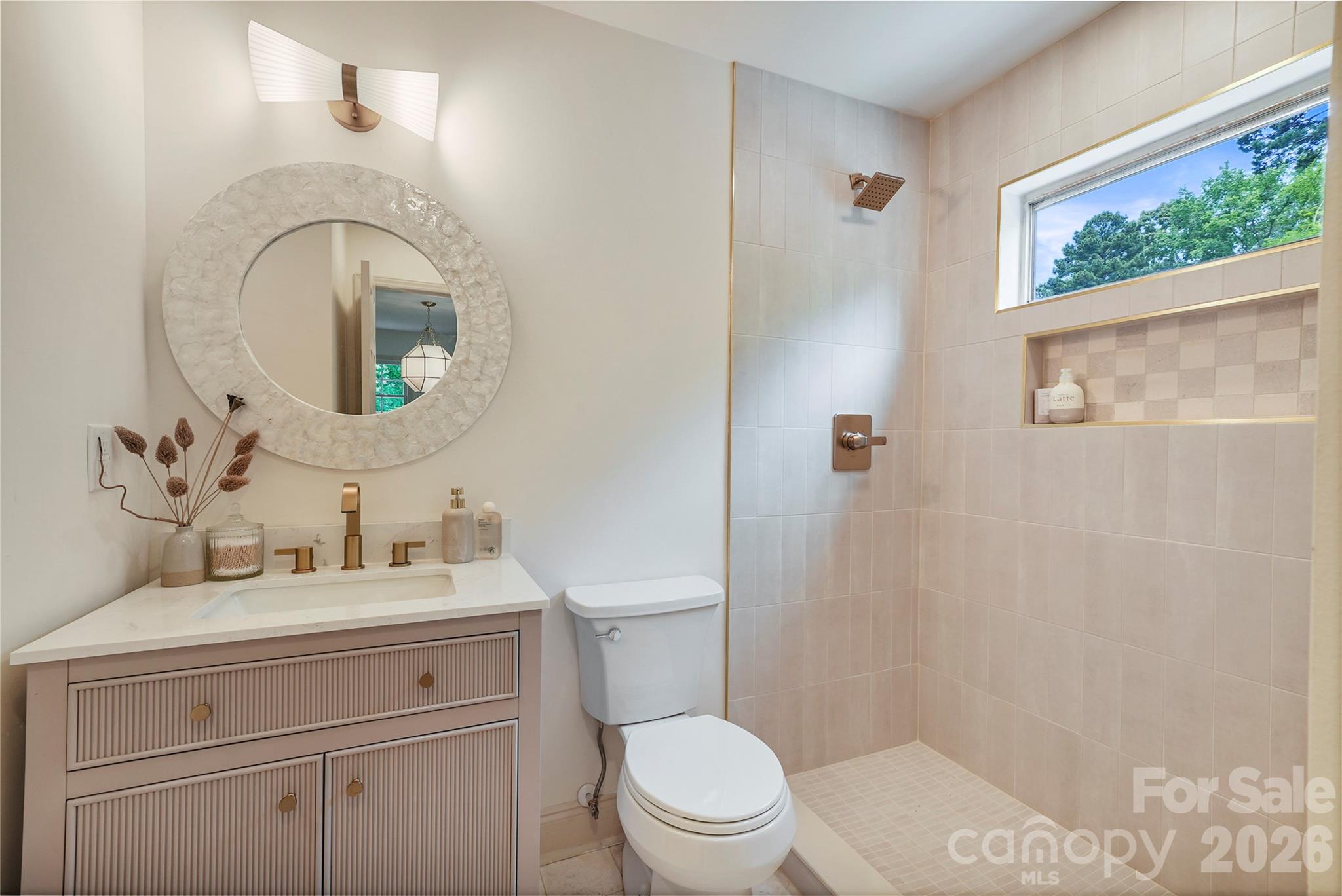 7008 Brynhurst Drive — Charlotte