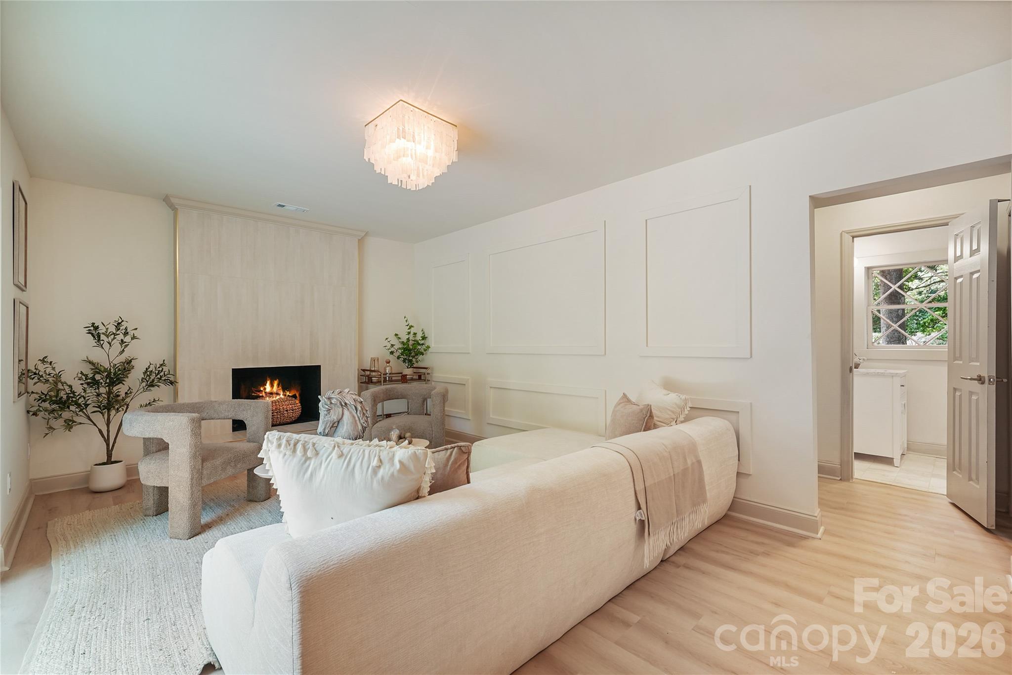 7008 Brynhurst Drive — Charlotte