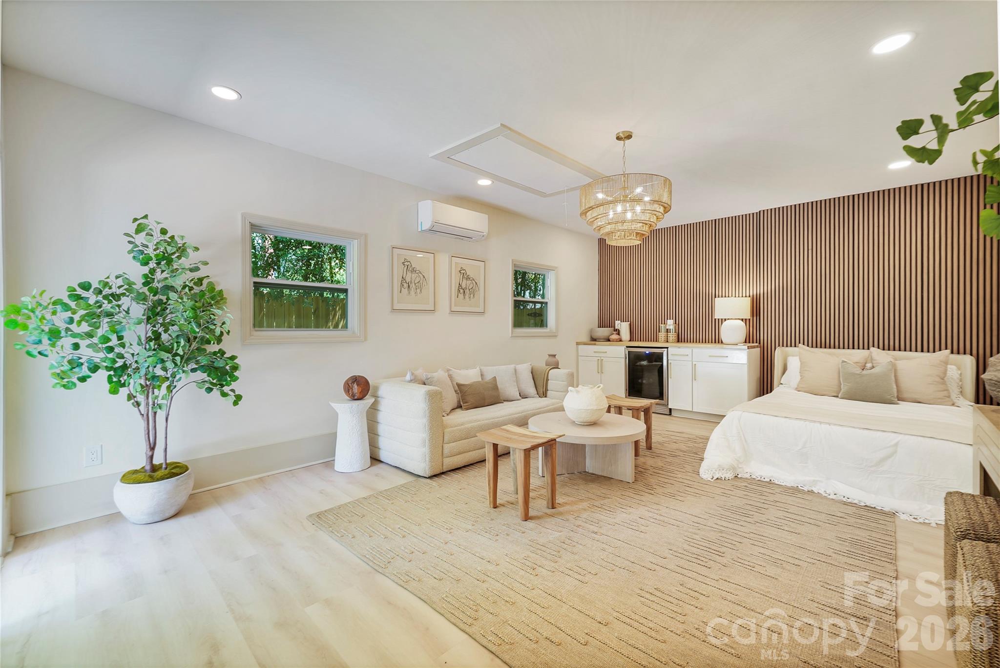 7008 Brynhurst Drive — Charlotte