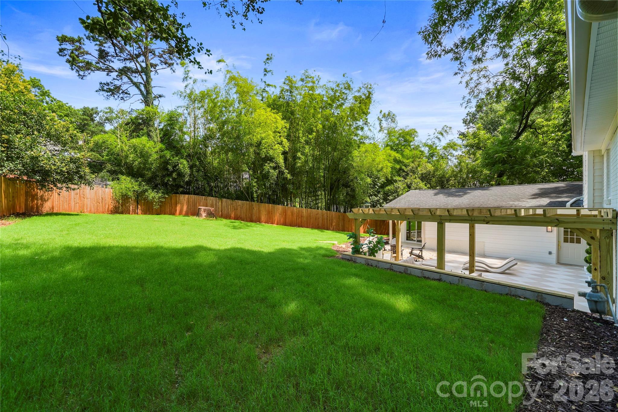 7008 Brynhurst Drive — Charlotte