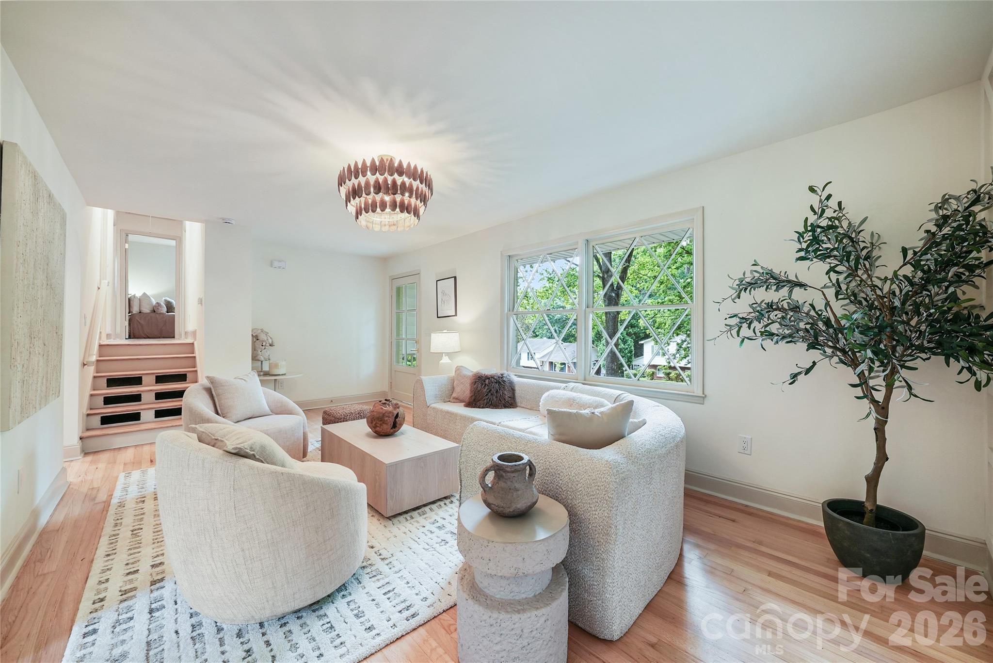 7008 Brynhurst Drive — Charlotte
