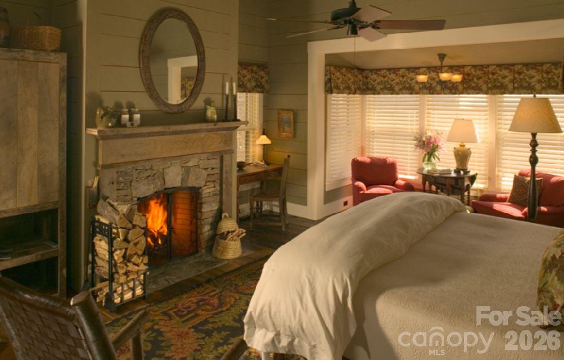 139 (#30) Boarding House Way #115 — Sylva