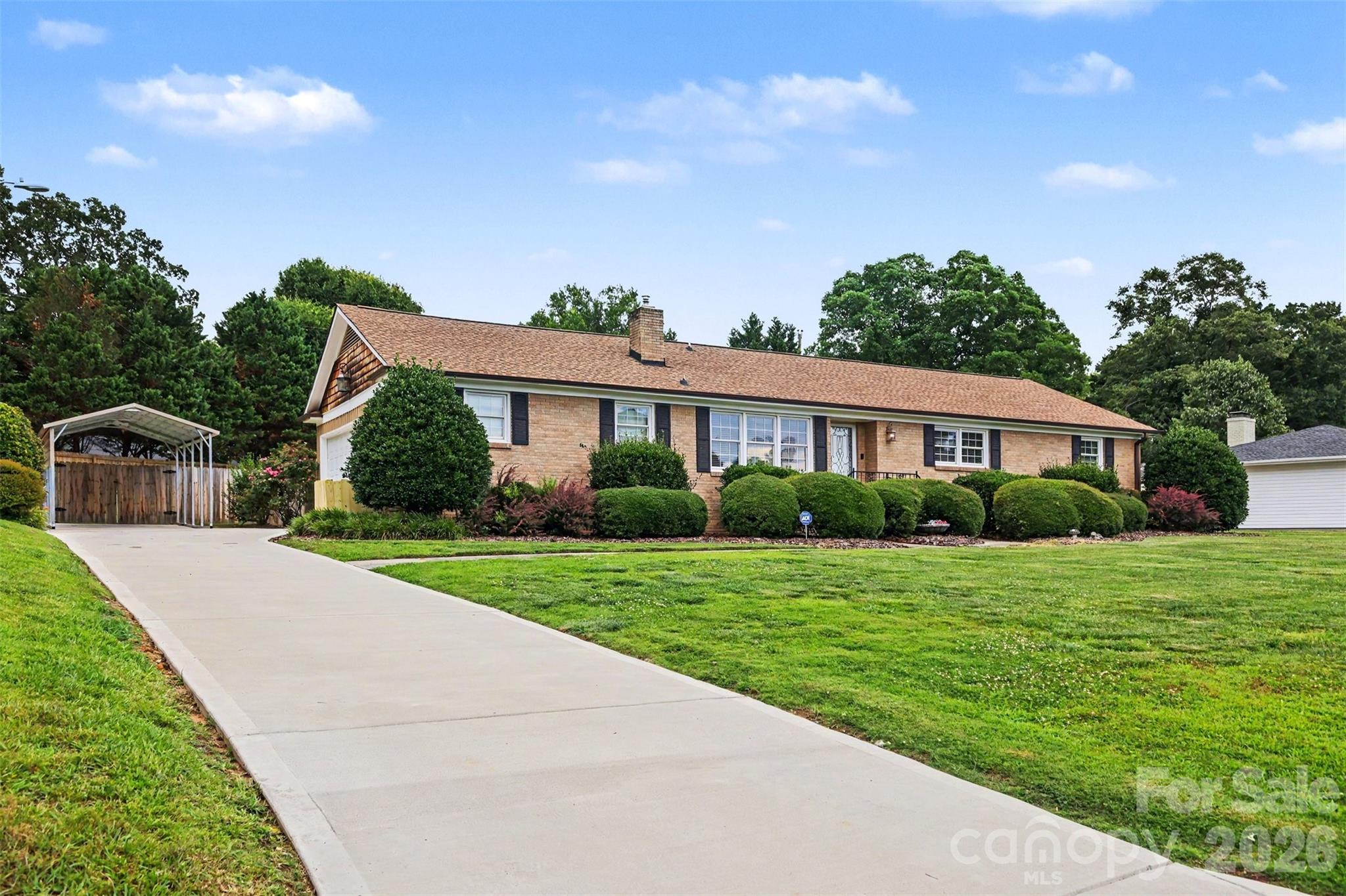 114 Carderock Court — Charlotte