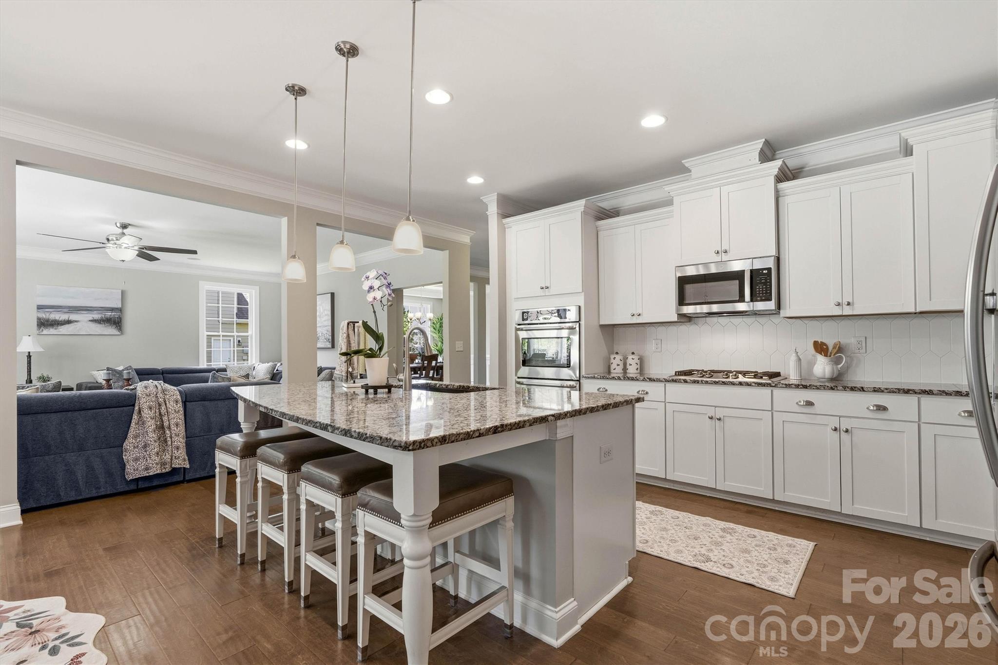 7658 Lazy Hollow Lane — Denver
