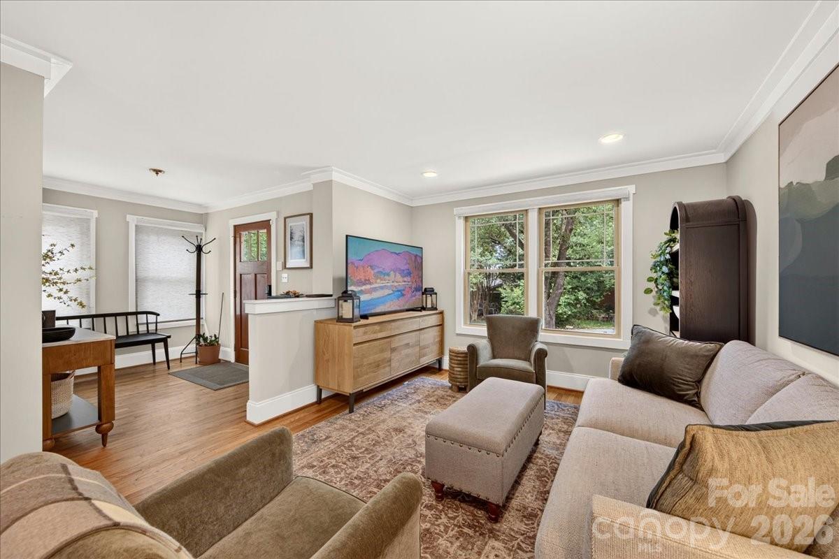 2120 Dalehurst Drive — Charlotte