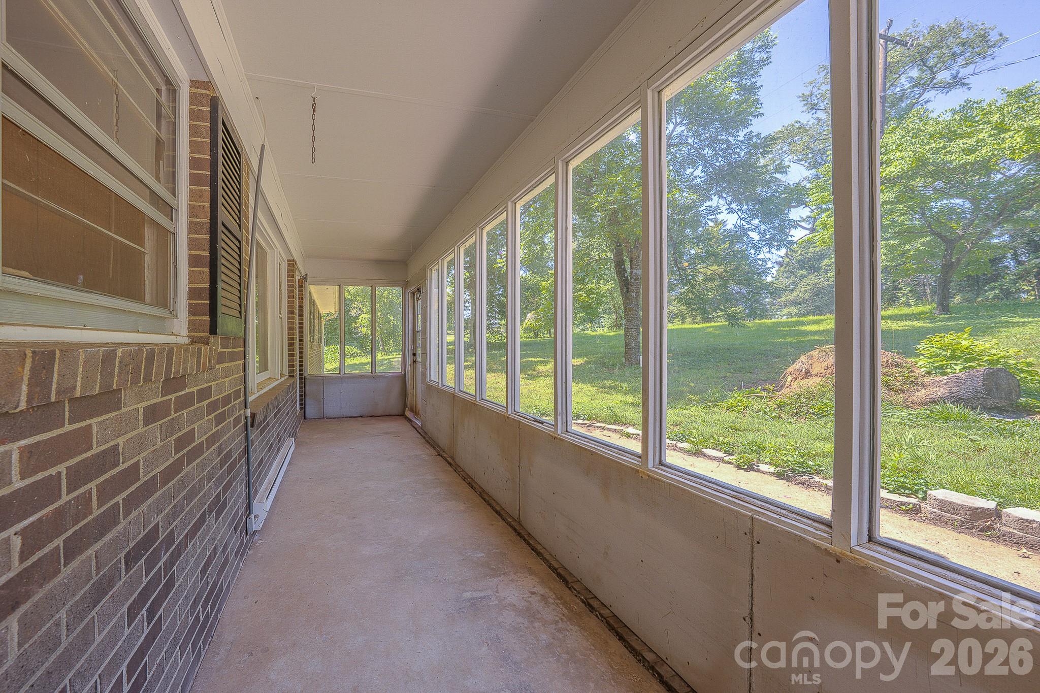 886 Pearidge Road — Bostic