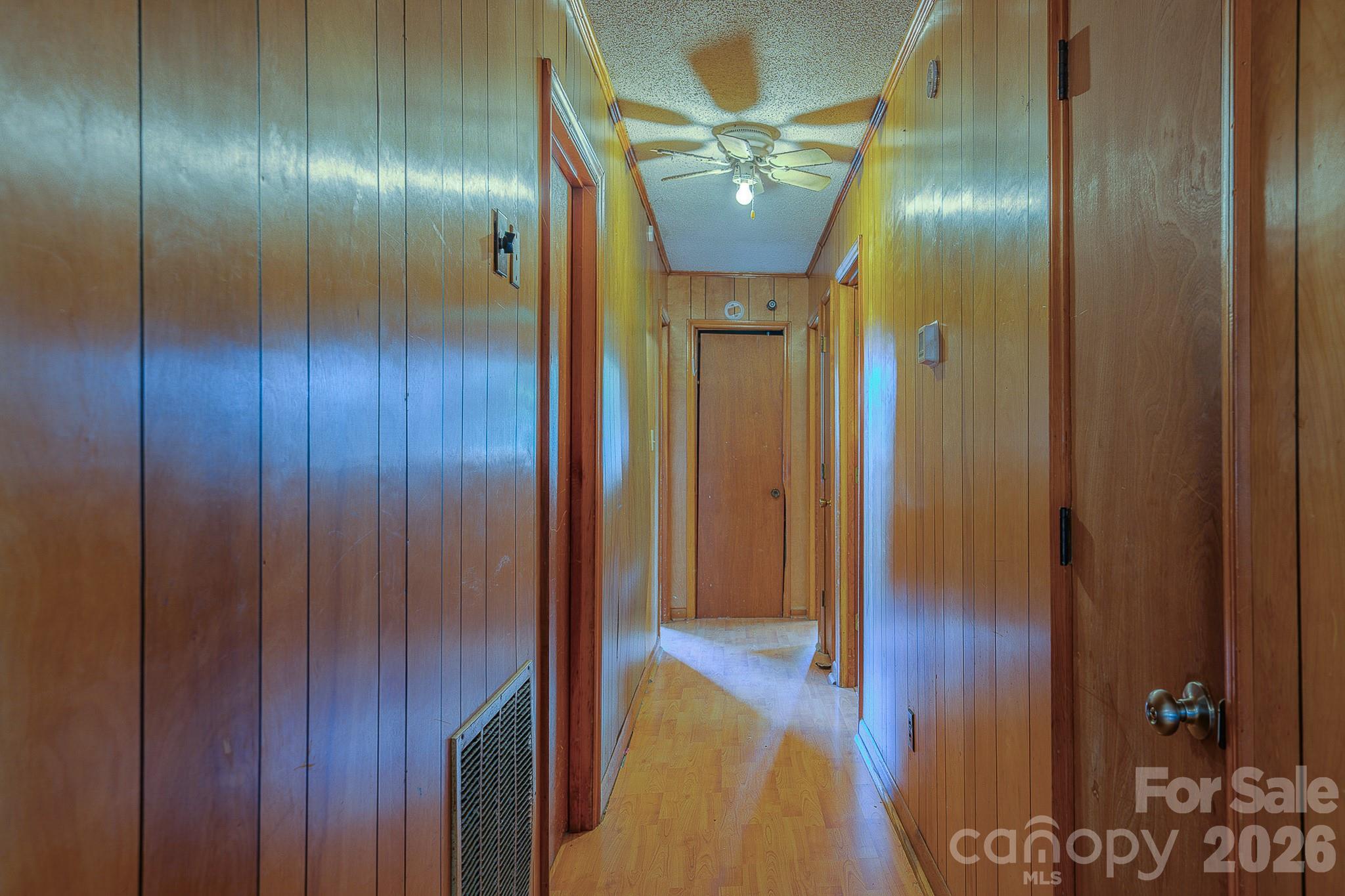 886 Pearidge Road — Bostic