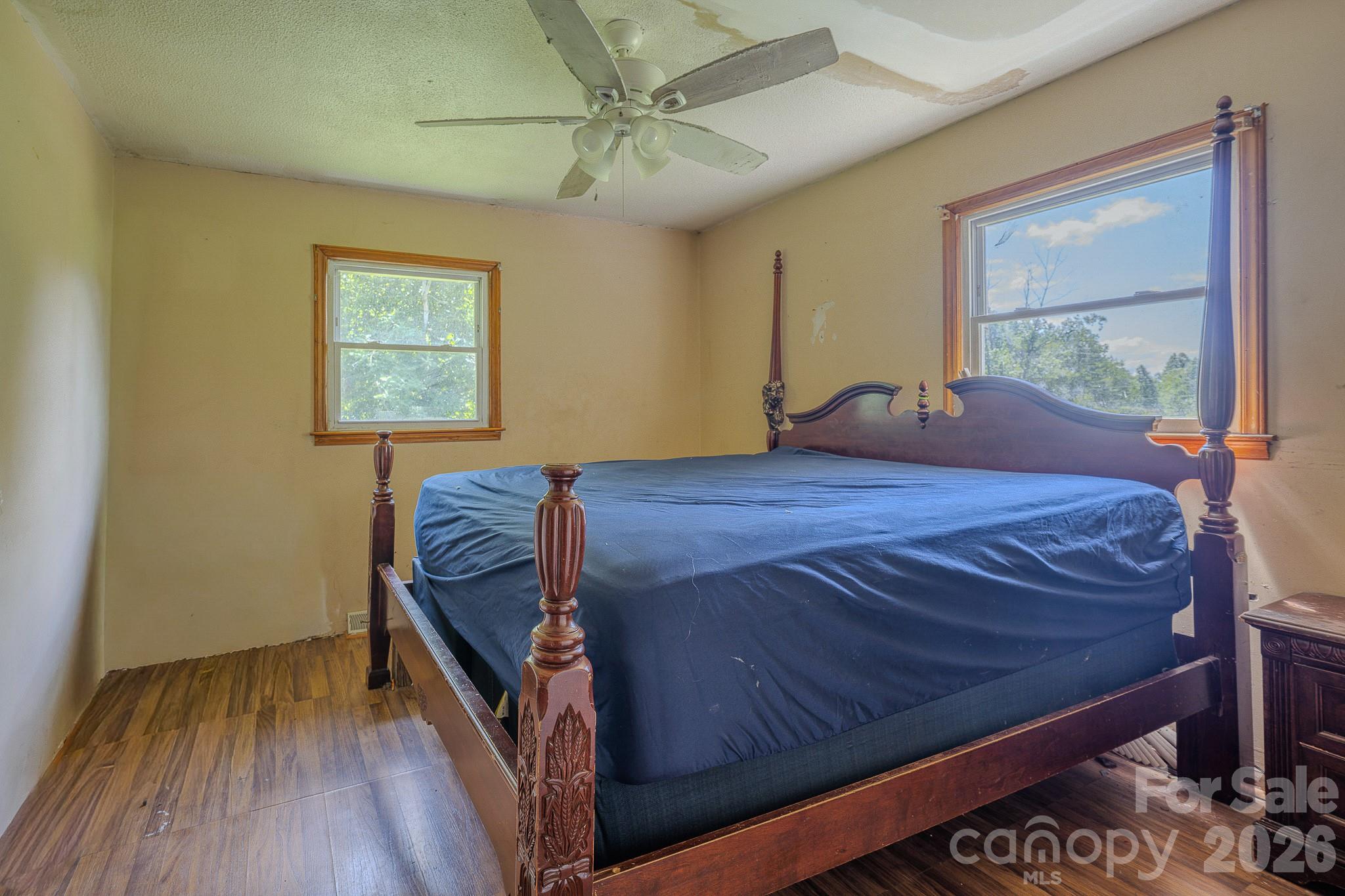 886 Pearidge Road — Bostic