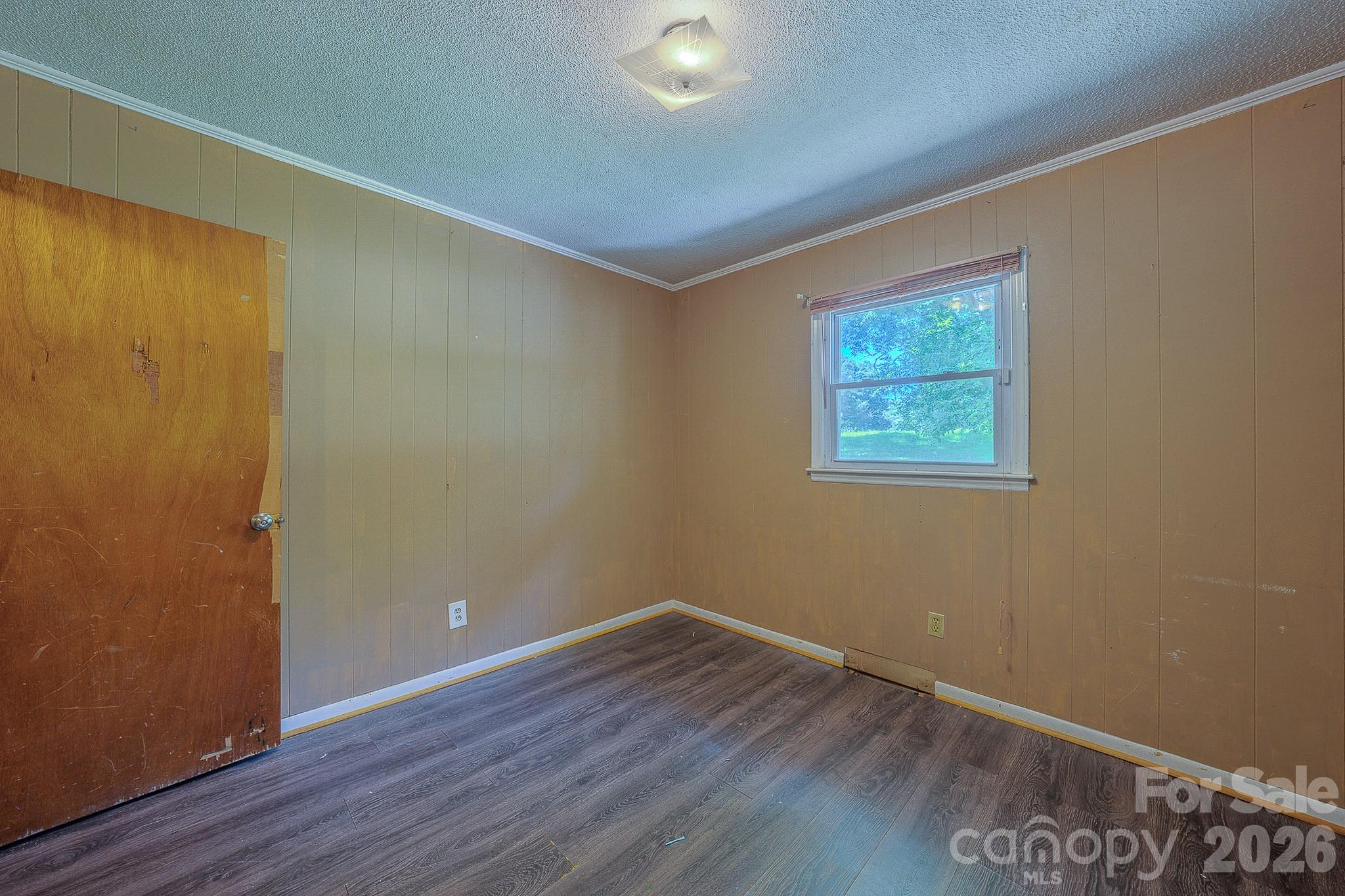 886 Pearidge Road — Bostic