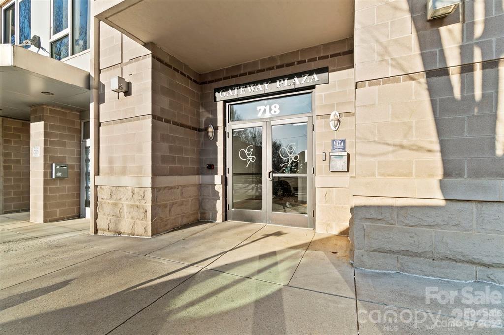 718 W Trade Street #707 — Charlotte