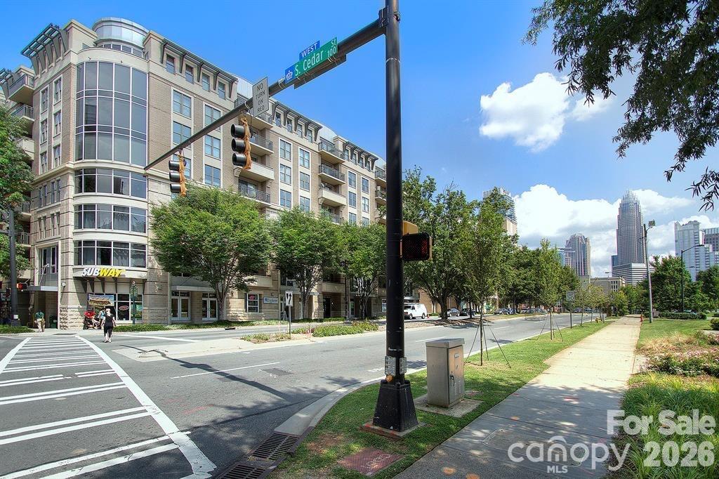 718 W Trade Street #707 — Charlotte