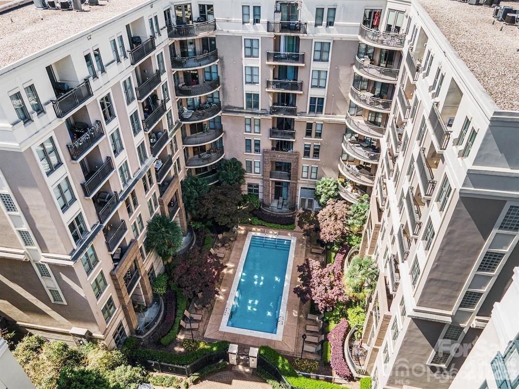718 W Trade Street #707 — Charlotte