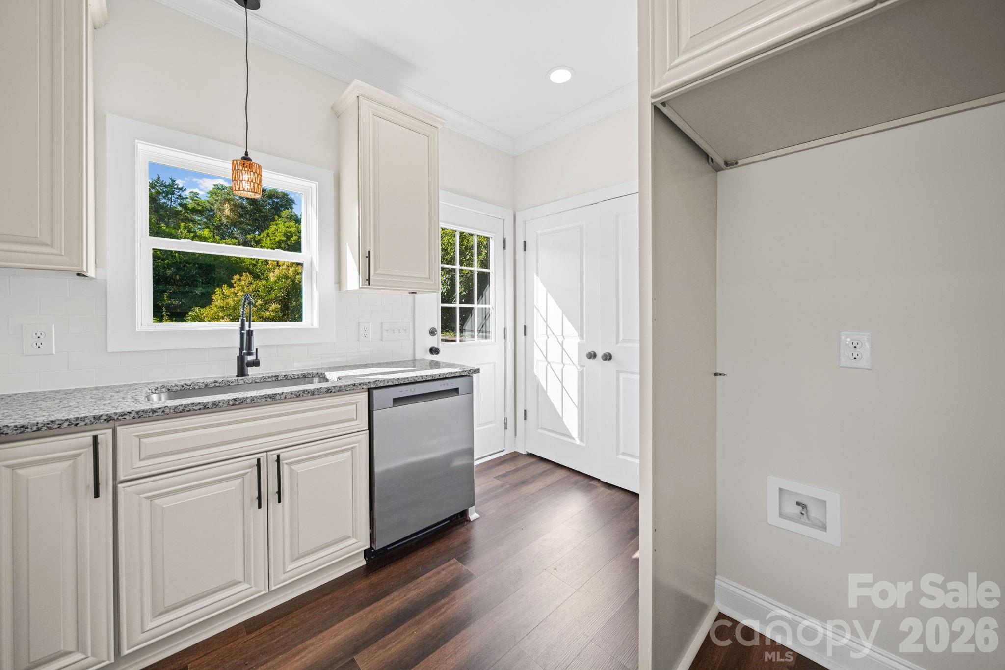 993 13th Street — Lancaster