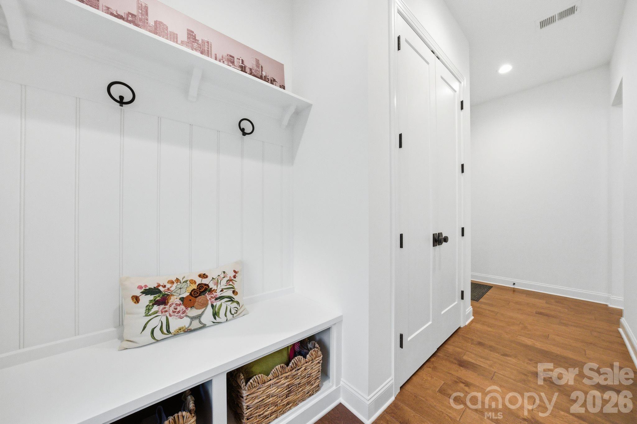 16515 Munson Hill Road — Charlotte
