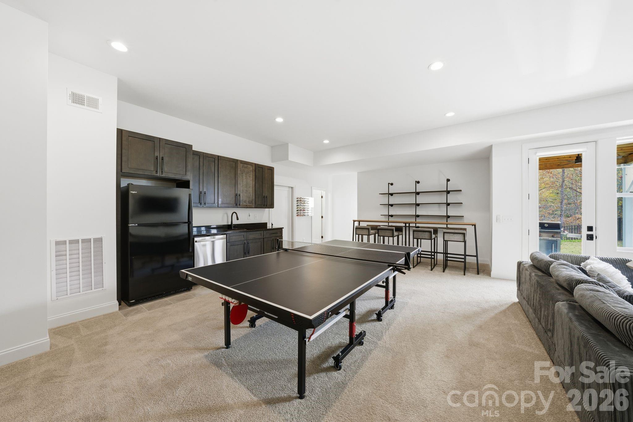 16515 Munson Hill Road — Charlotte