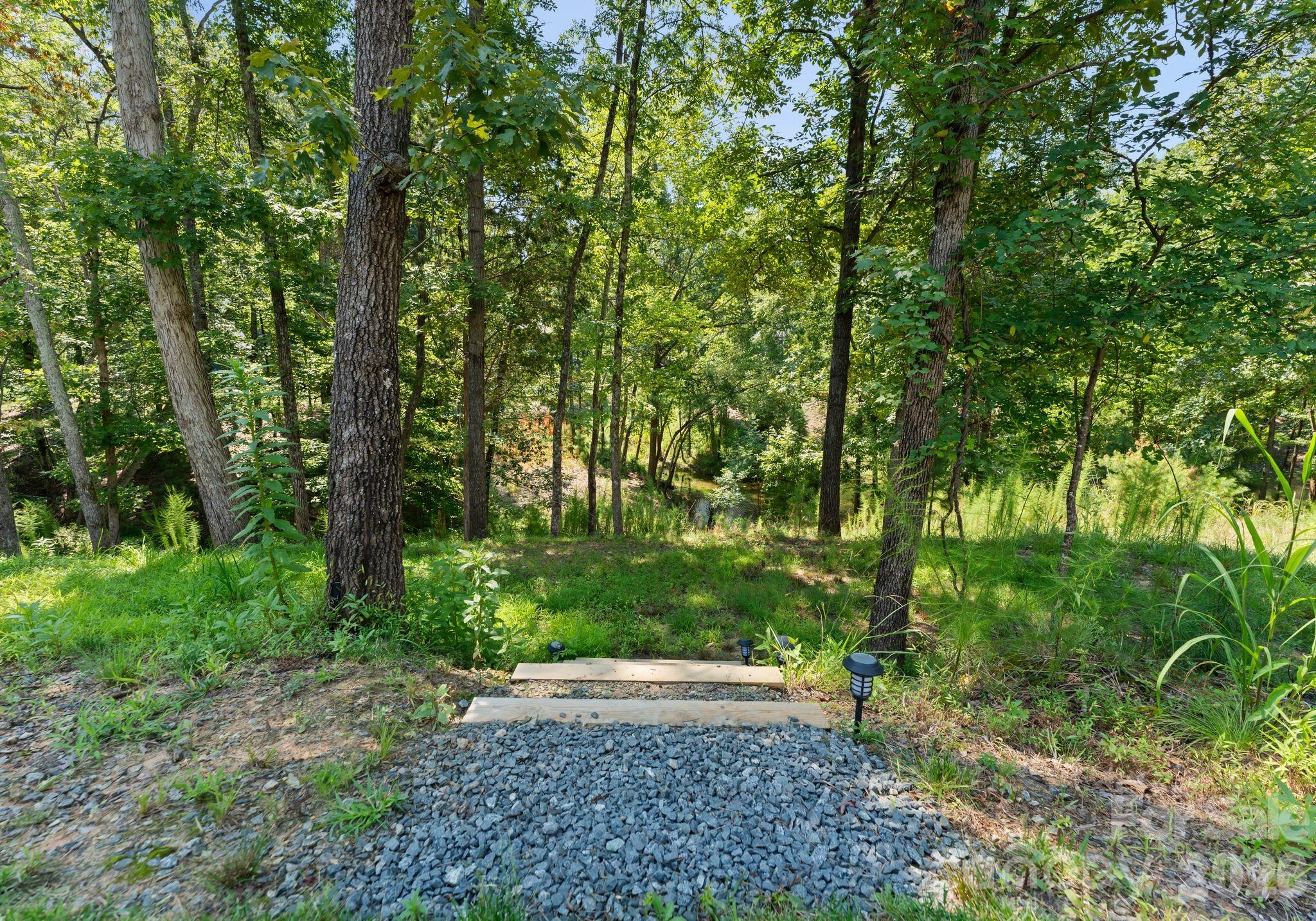 16515 Munson Hill Road — Charlotte