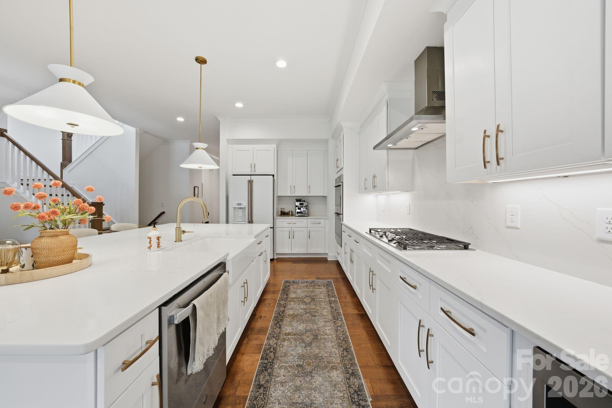 16515 Munson Hill Road — Charlotte