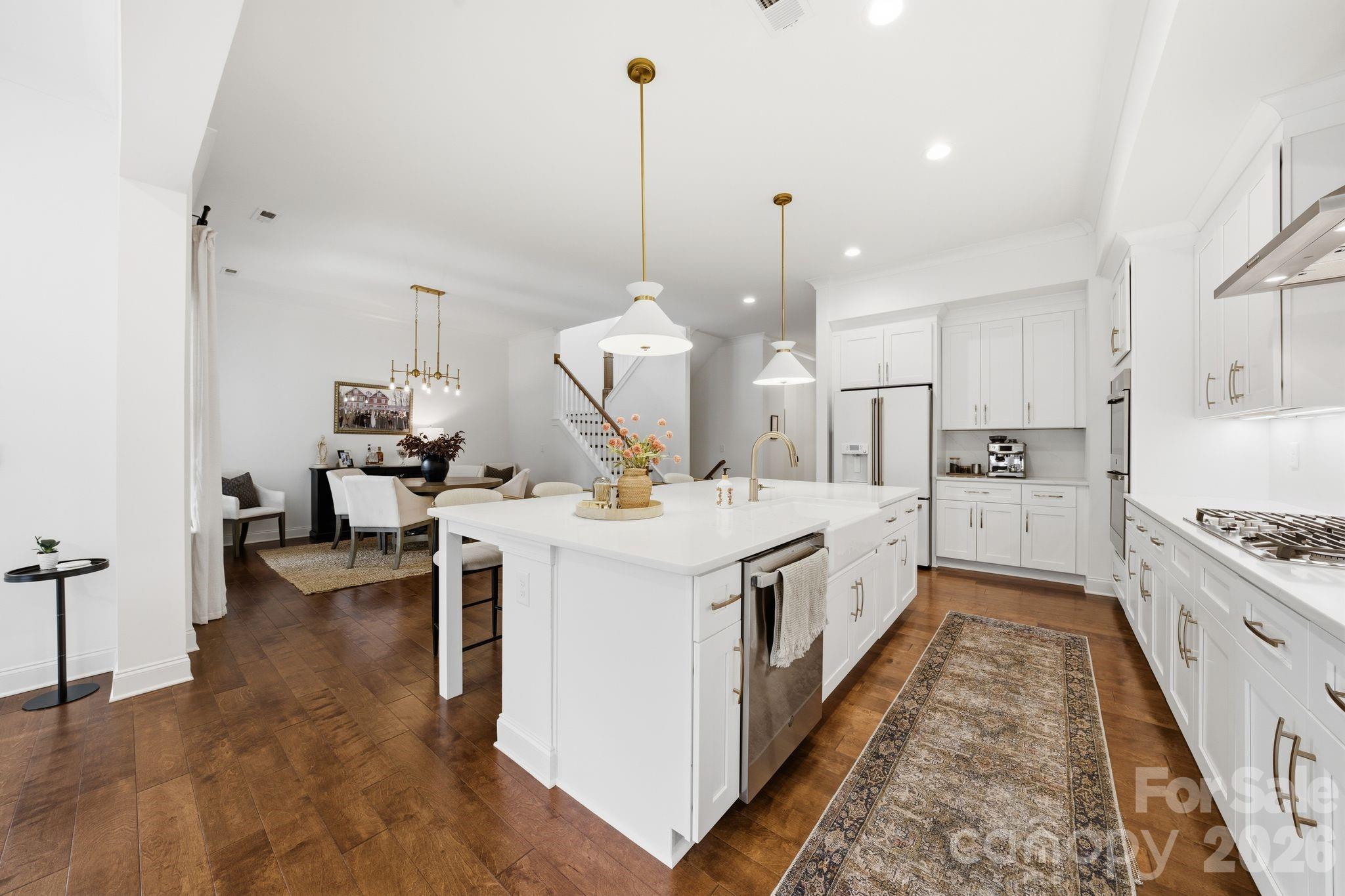 16515 Munson Hill Road — Charlotte