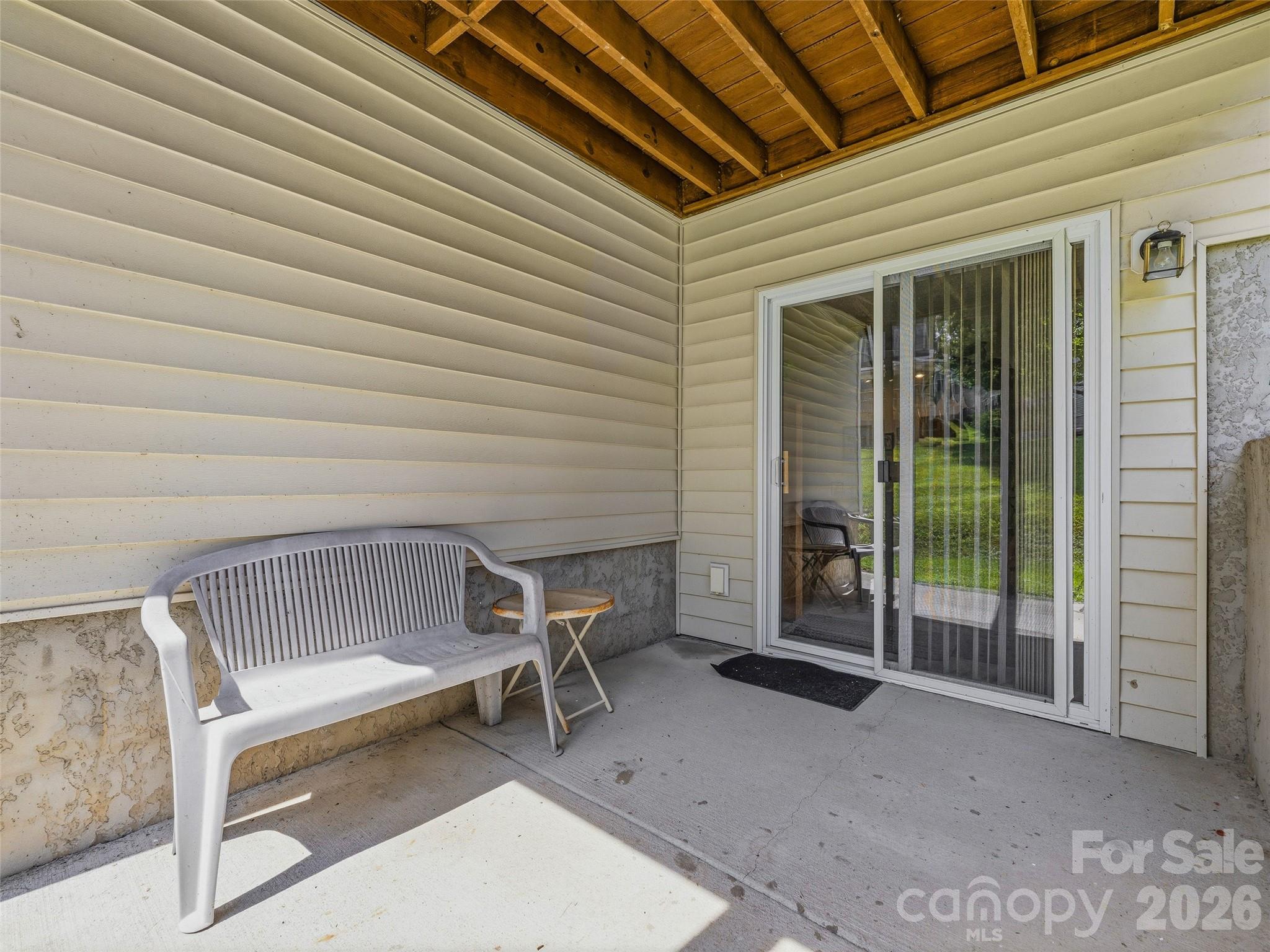 107 London Court — Brevard