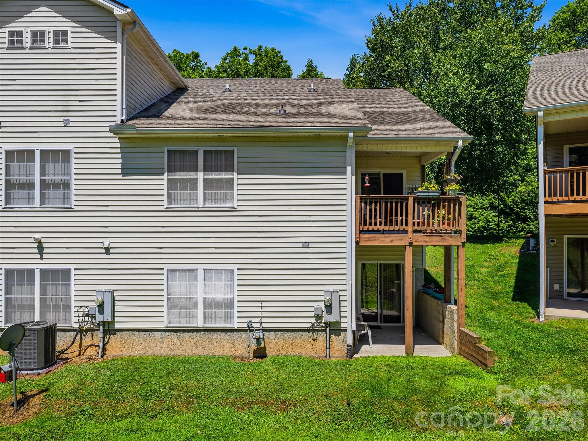 107 London Court — Brevard