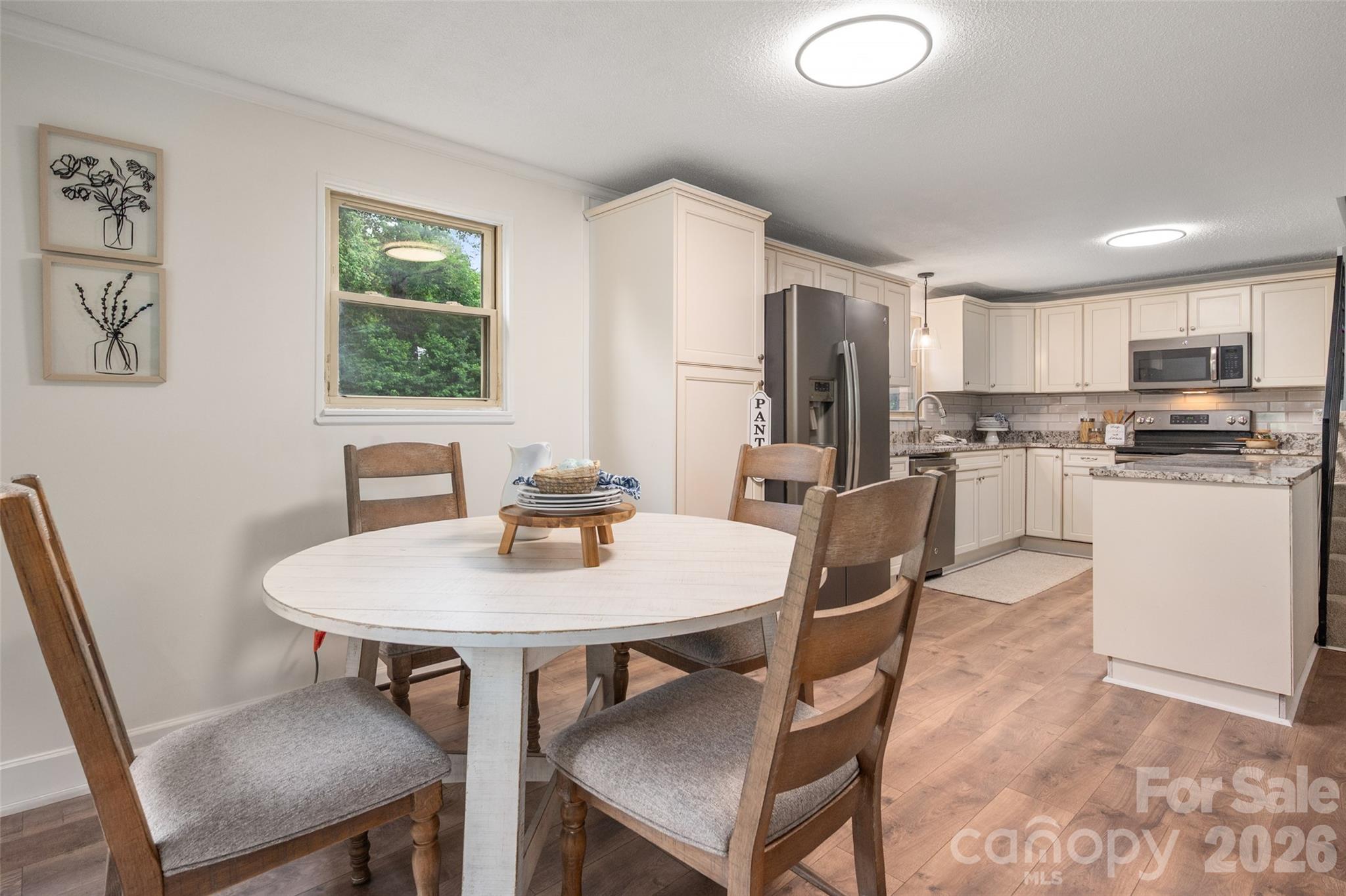 3339 Rhyne Forest Road — Iron Station
