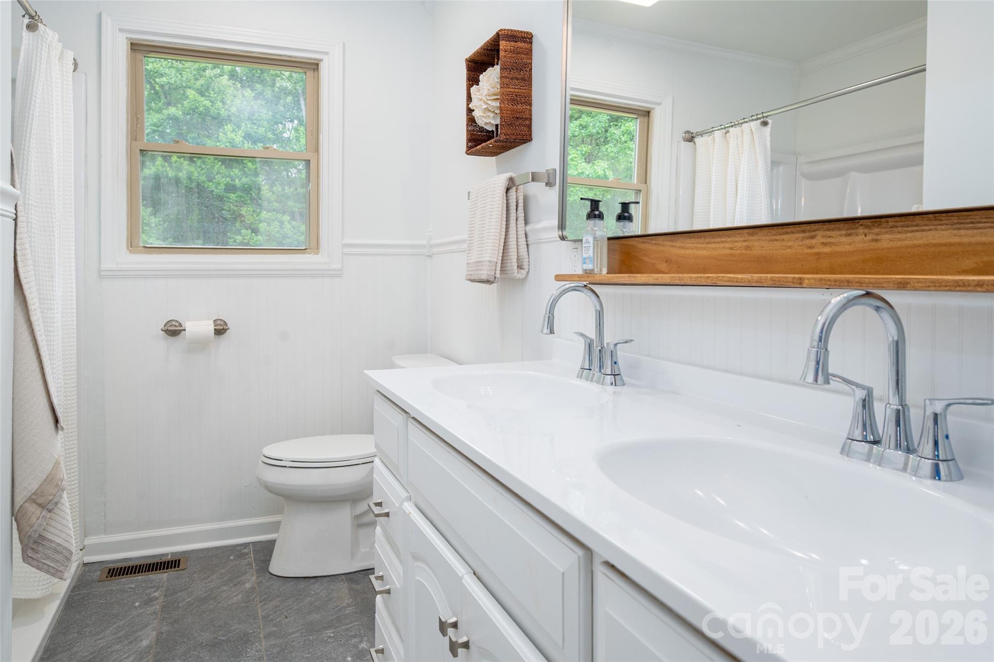 3339 Rhyne Forest Road — Iron Station