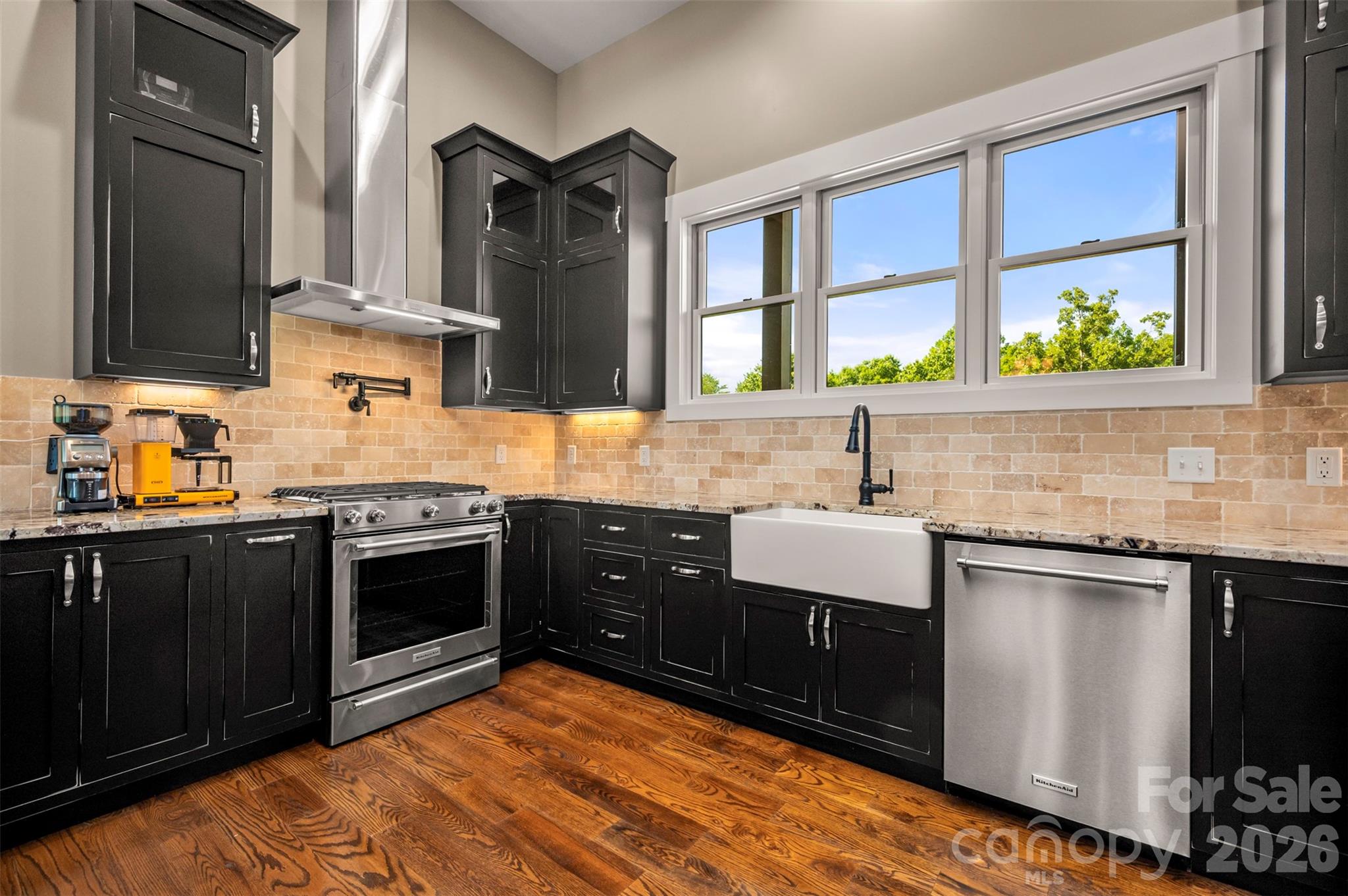 398 Mapleton Lane — Columbus