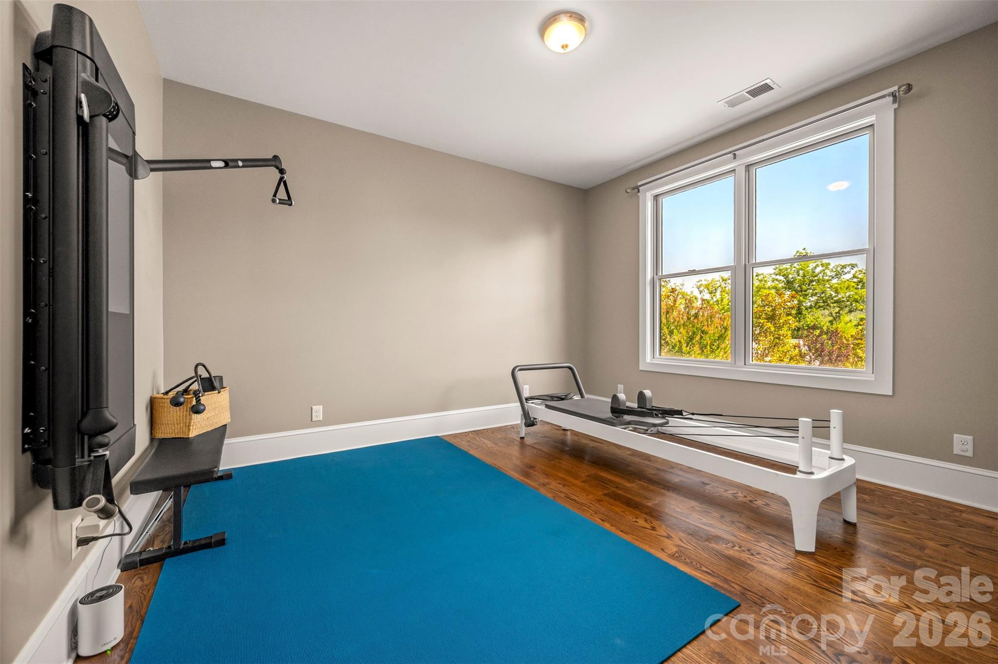 398 Mapleton Lane — Columbus
