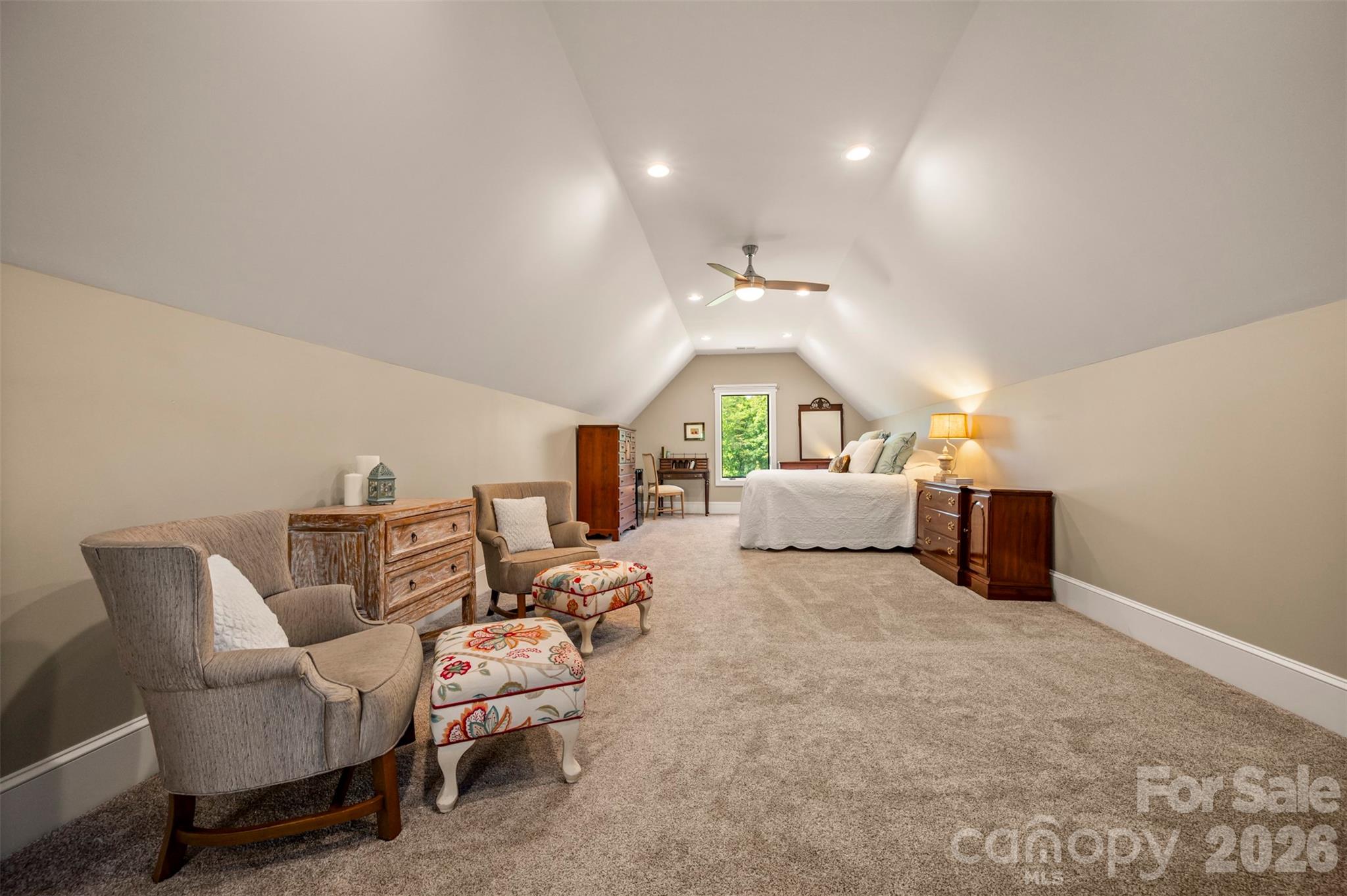398 Mapleton Lane — Columbus