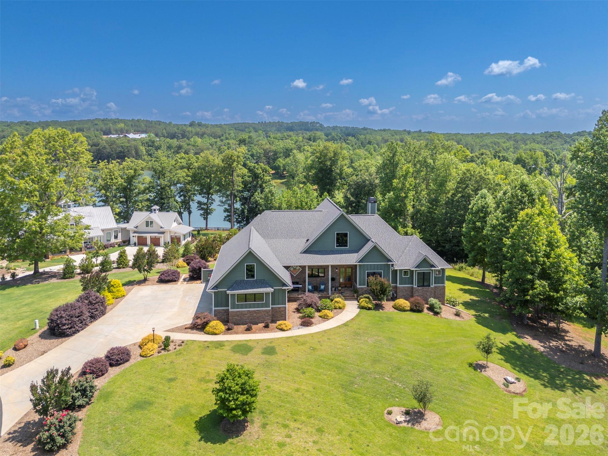 398 Mapleton Lane — Columbus