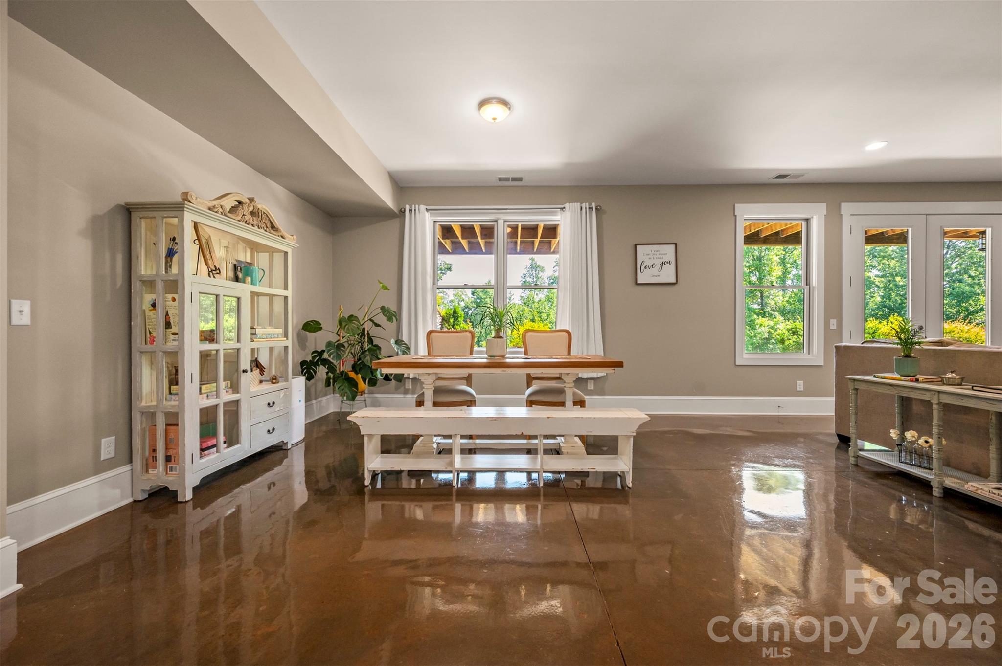 398 Mapleton Lane — Columbus