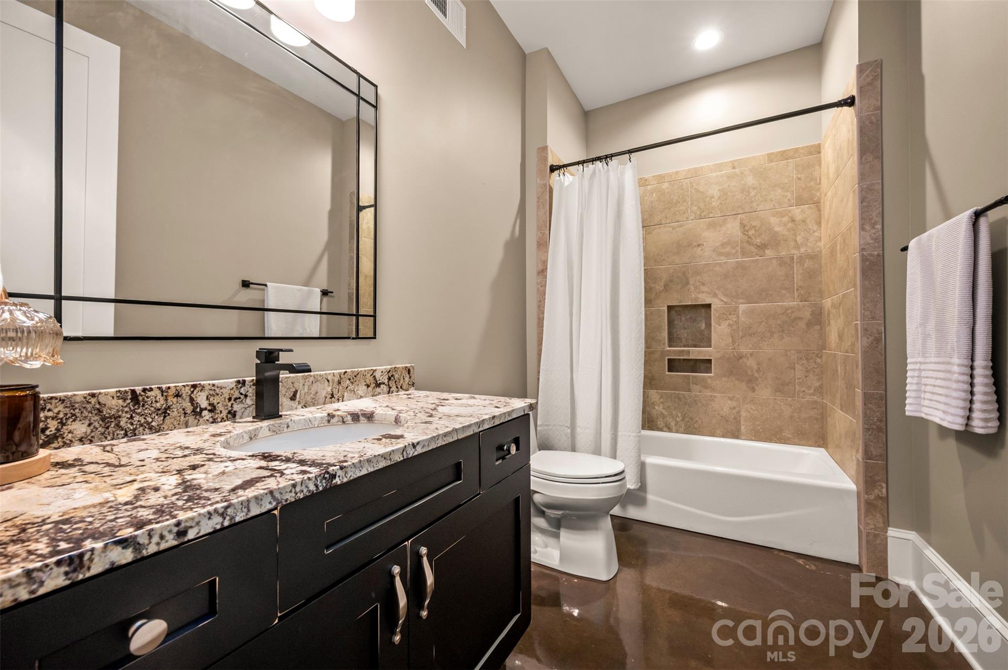 398 Mapleton Lane — Columbus