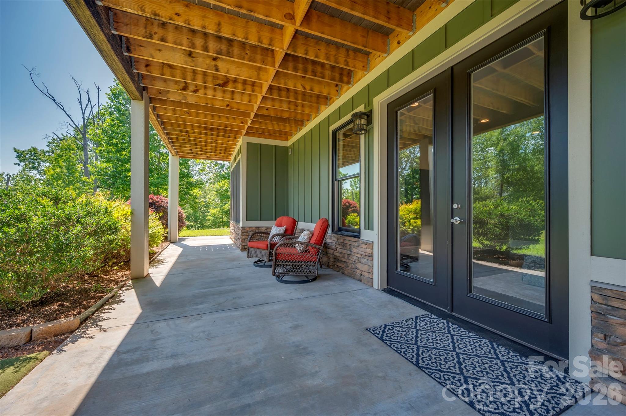 398 Mapleton Lane — Columbus