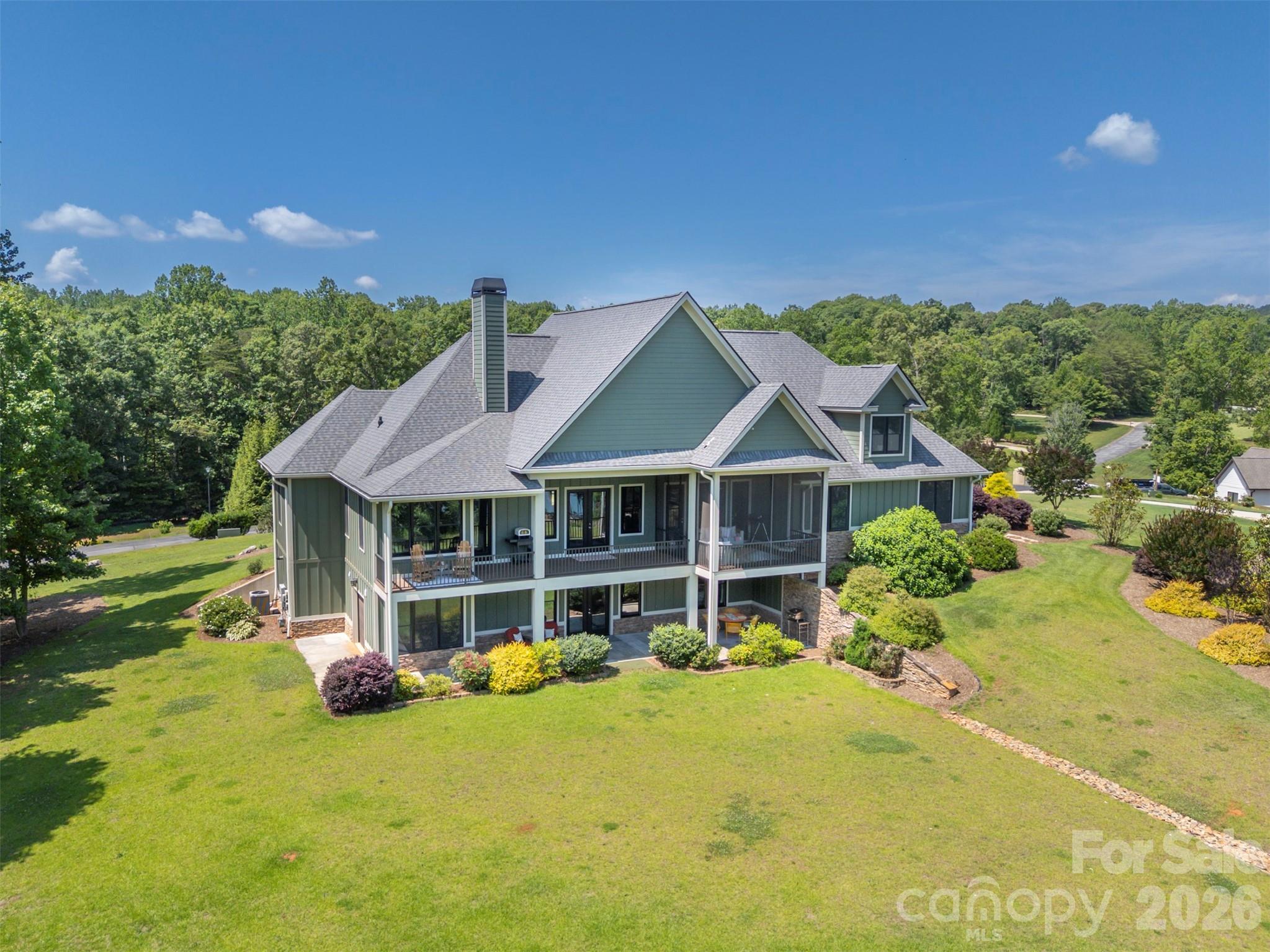 398 Mapleton Lane — Columbus