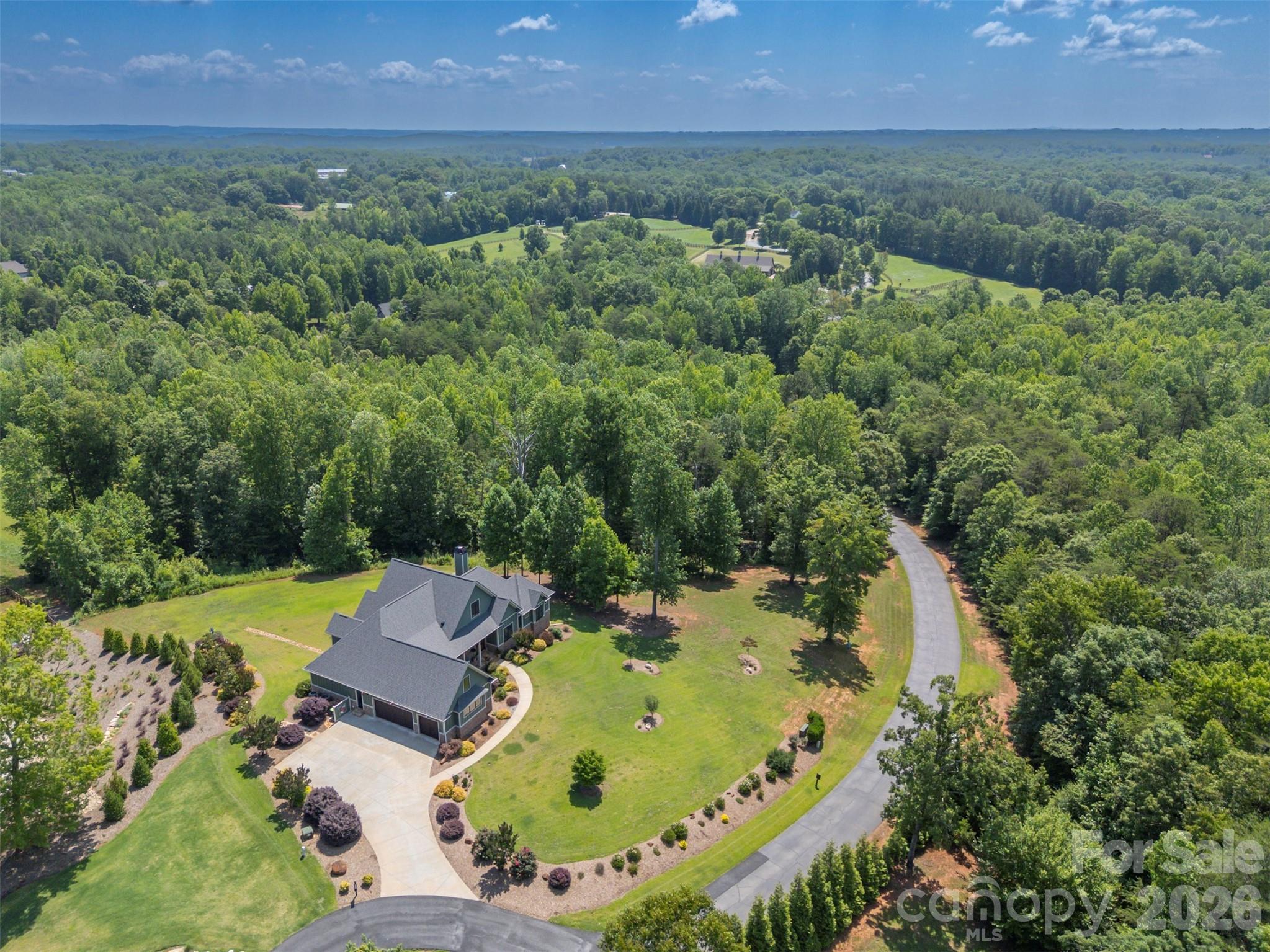 398 Mapleton Lane — Columbus