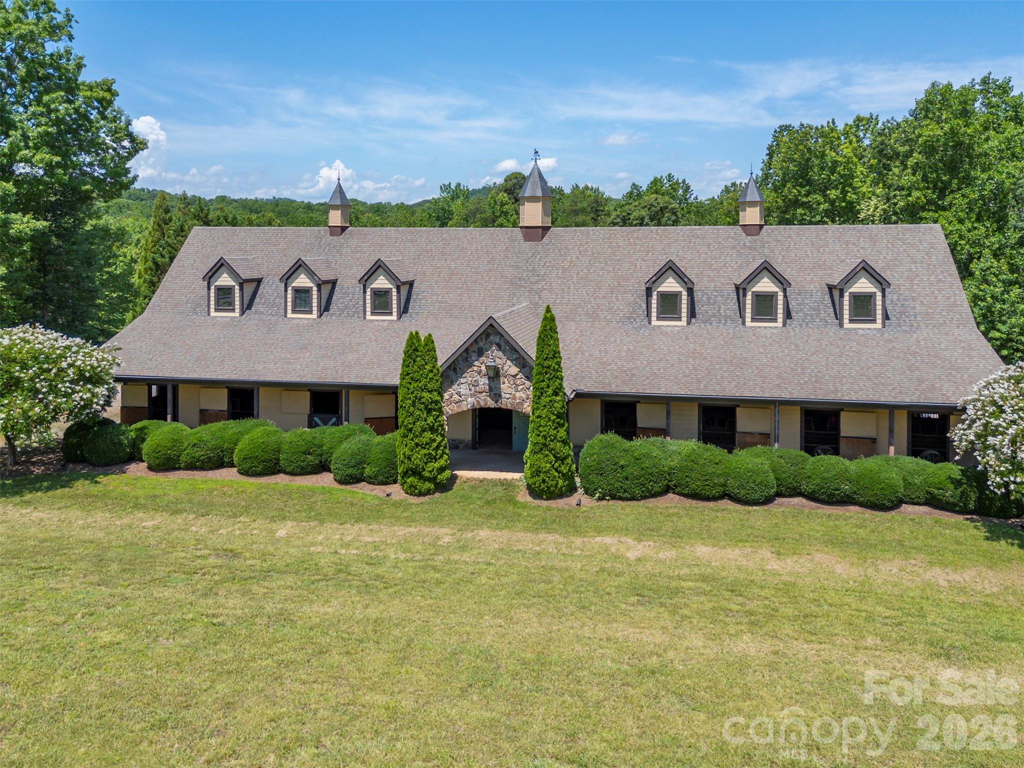 398 Mapleton Lane — Columbus