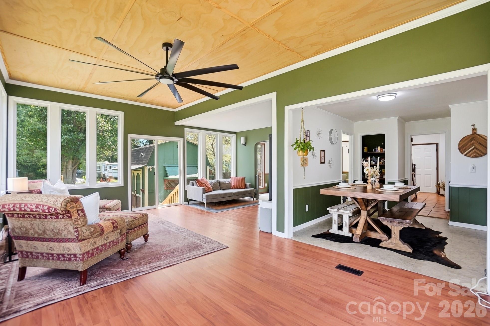 2634 Cherokee Court — Gastonia