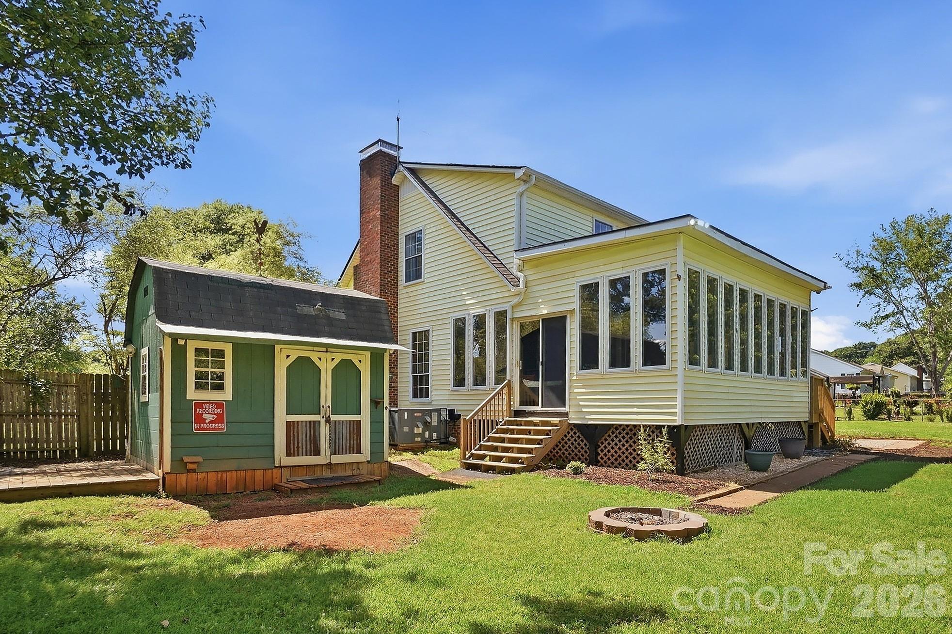 2634 Cherokee Court — Gastonia