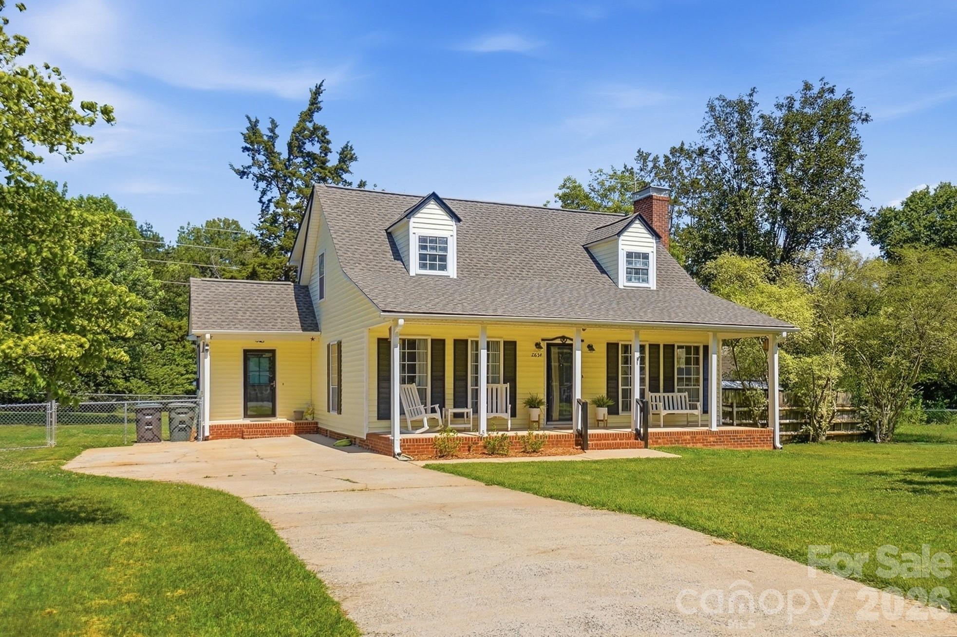 2634 Cherokee Court — Gastonia