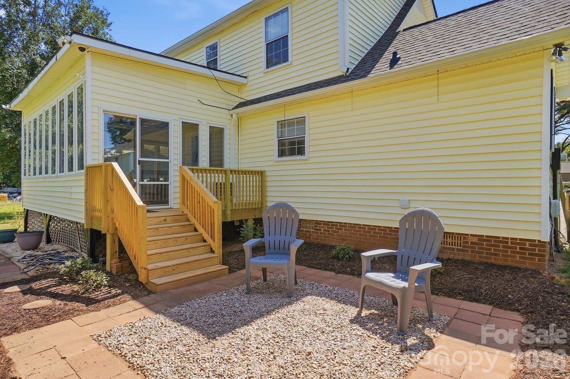 2634 Cherokee Court — Gastonia
