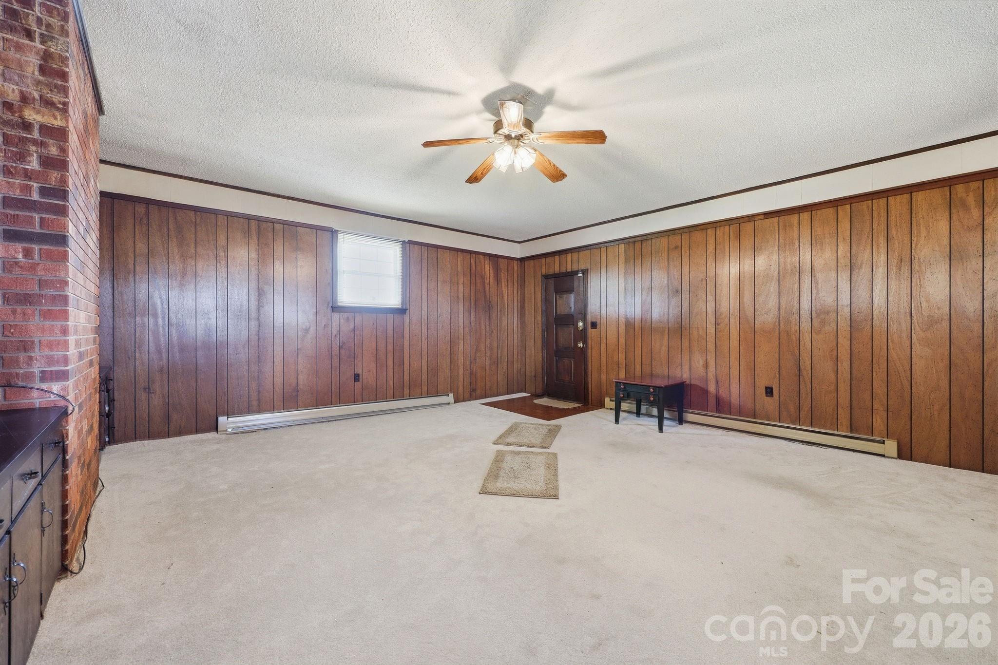 1913 Nebo Road — Boonville