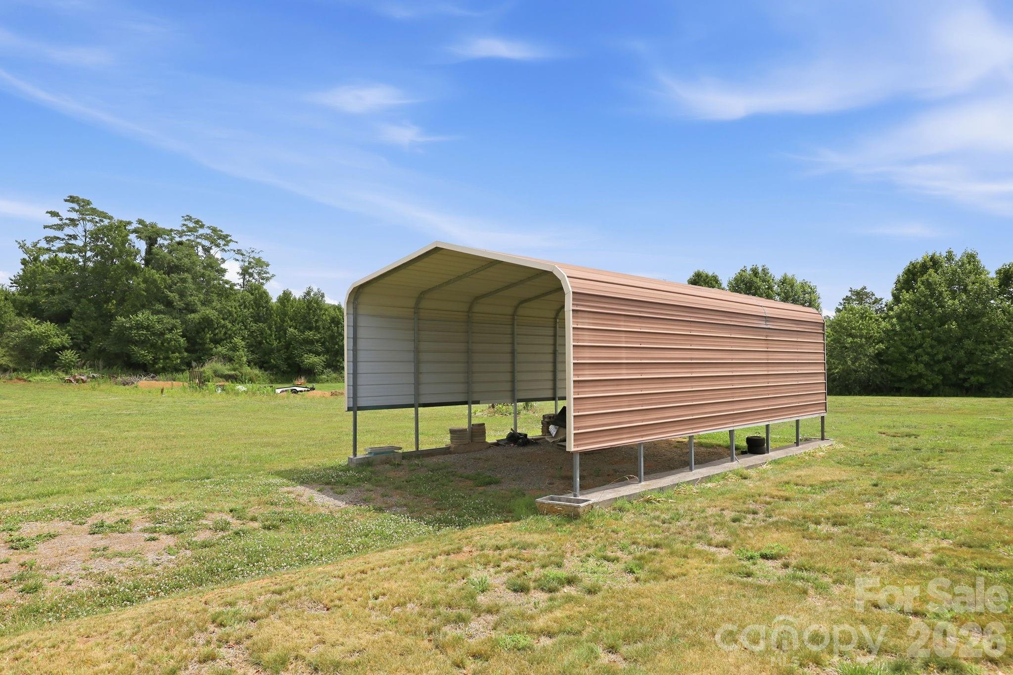 1913 Nebo Road — Boonville