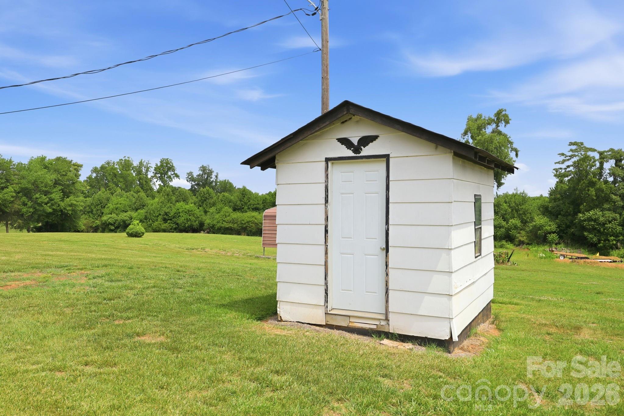 1913 Nebo Road — Boonville