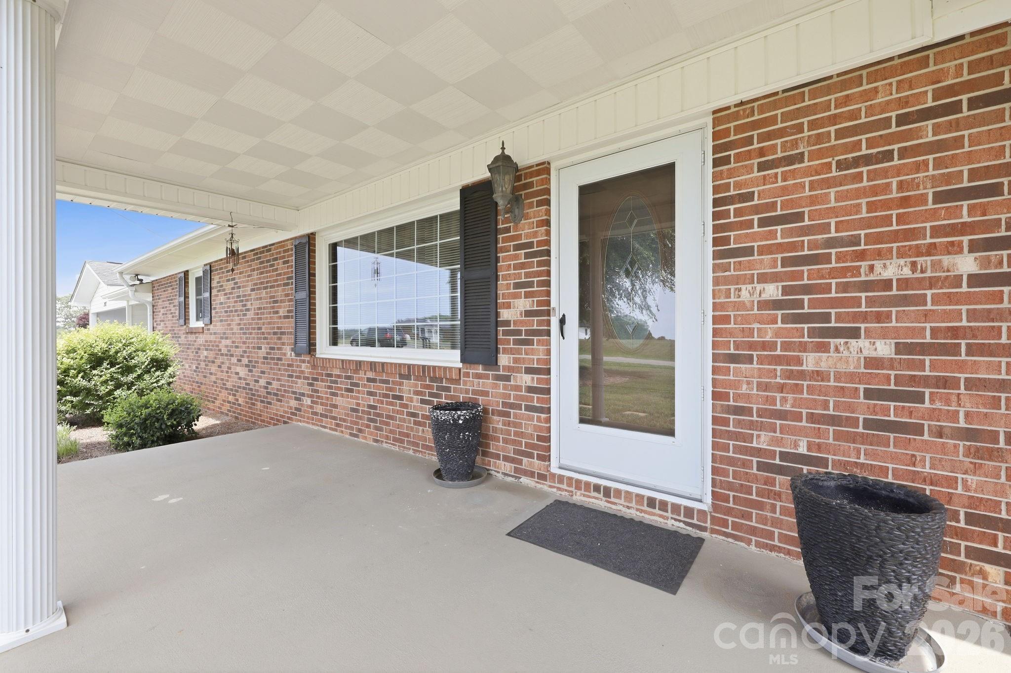 1913 Nebo Road — Boonville