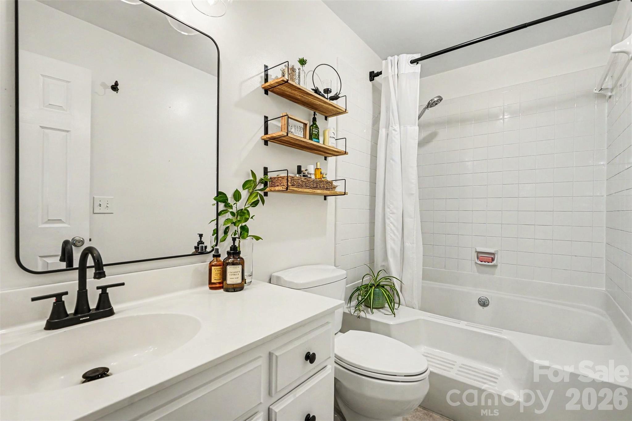 8521 Milton Morris Drive — Charlotte