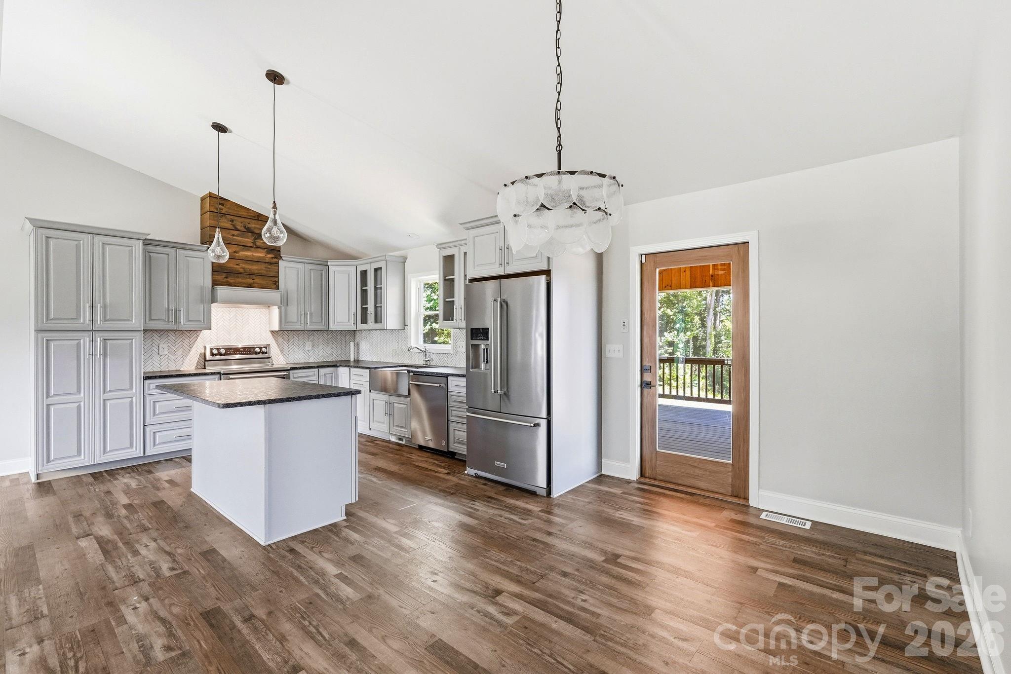 169 Old Brushy Drive — Lexington